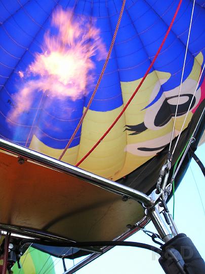 Ballonvlucht 24 mei 2007 (30).JPG
